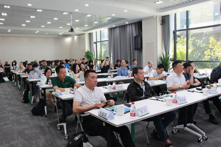 AI 驱动的全域经营时代